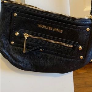 Michael kors crossbody